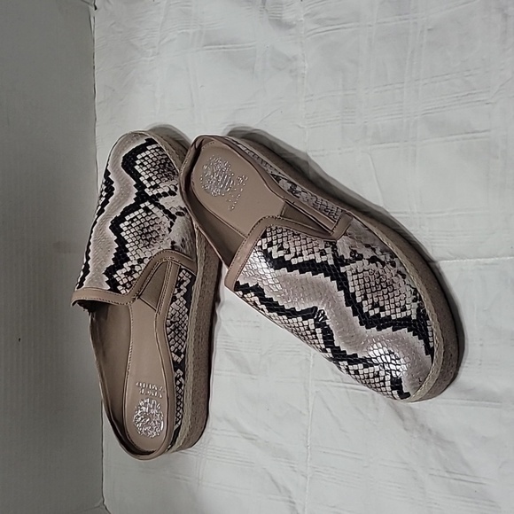 Vince Camuto VC-Merinney Snake Print Espardrilles Size 11M - Picture 1 of 7